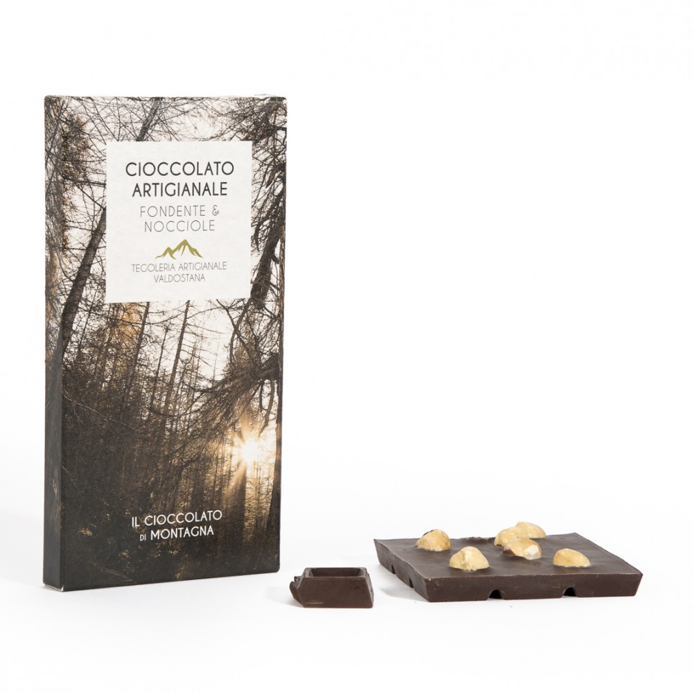 Cioccolato fondente con nocciole 3 pezzi da 100gr