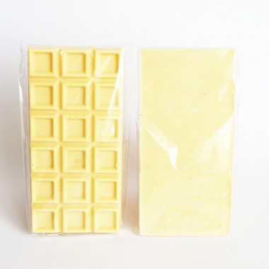 Cioccolato Bianco con nocciole 3 pezzi da 100gr